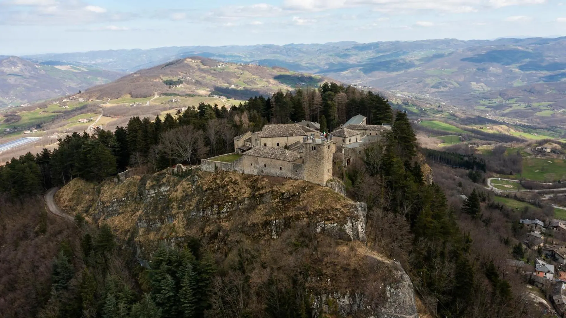 Dolce Rifugio Sul Castello - Incantevole Appartamento A Due Passi Dal Centro Con Garage Sestola Apartment