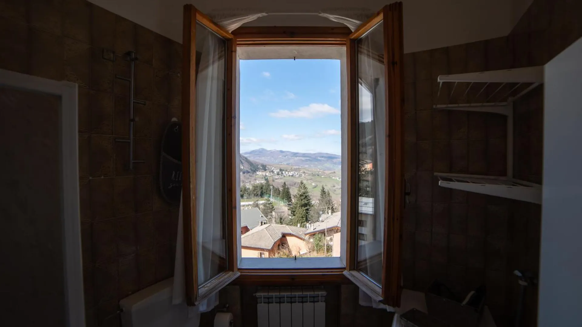 Dolce Rifugio Sul Castello - Incantevole Appartamento A Due Passi Dal Centro Con Garage Sestola