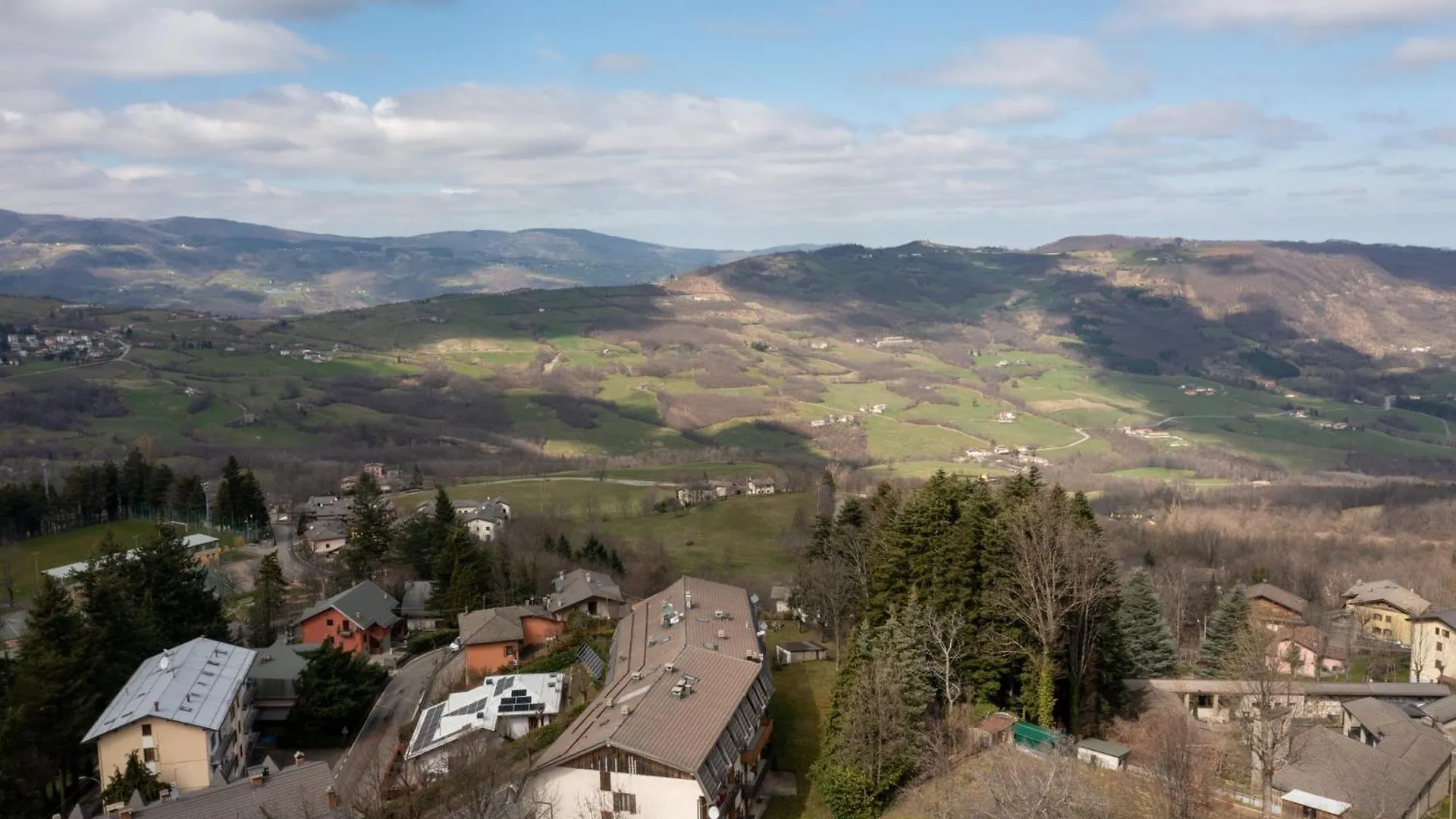 Dolce Rifugio Sul Castello - Incantevole Appartamento A Due Passi Dal Centro Con Garage Sestola Apartment