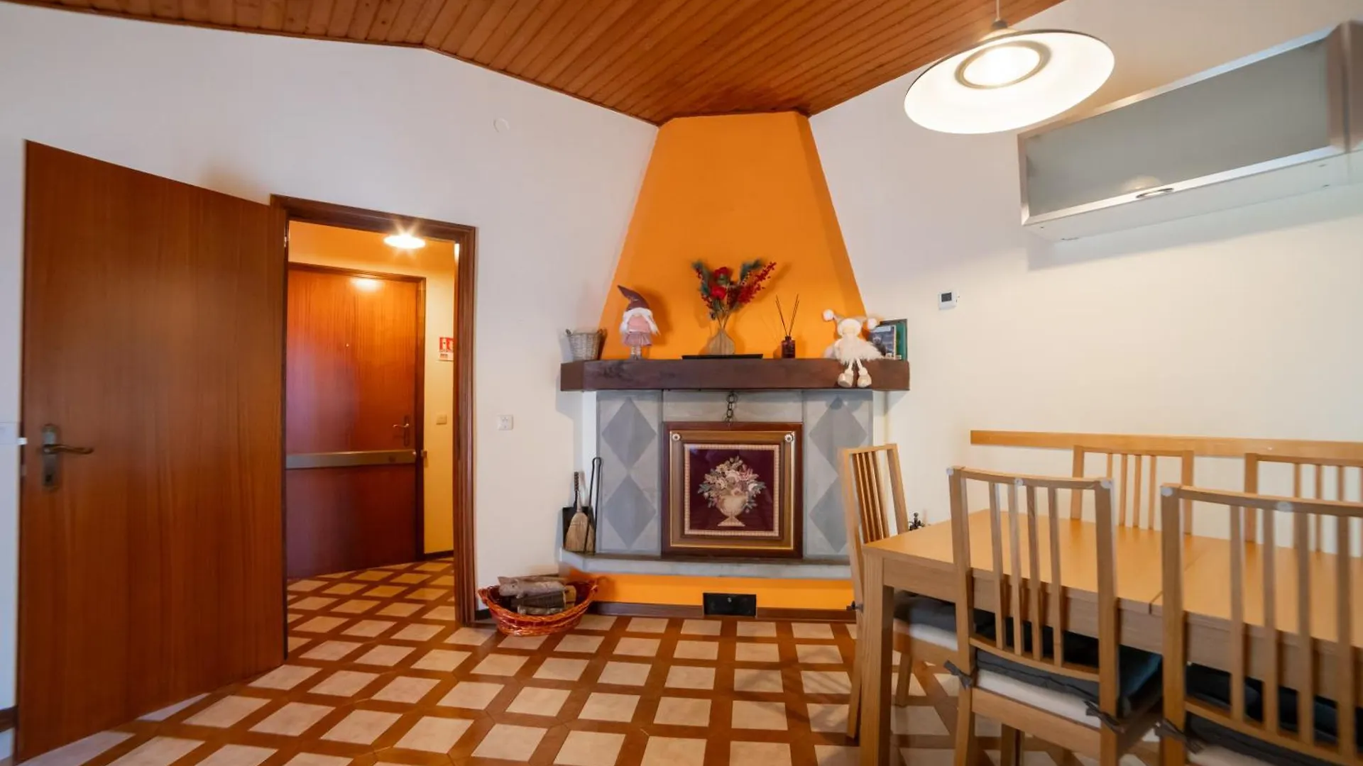 Dolce Rifugio Sul Castello - Incantevole Appartamento A Due Passi Dal Centro Con Garage Sestola 0*,
